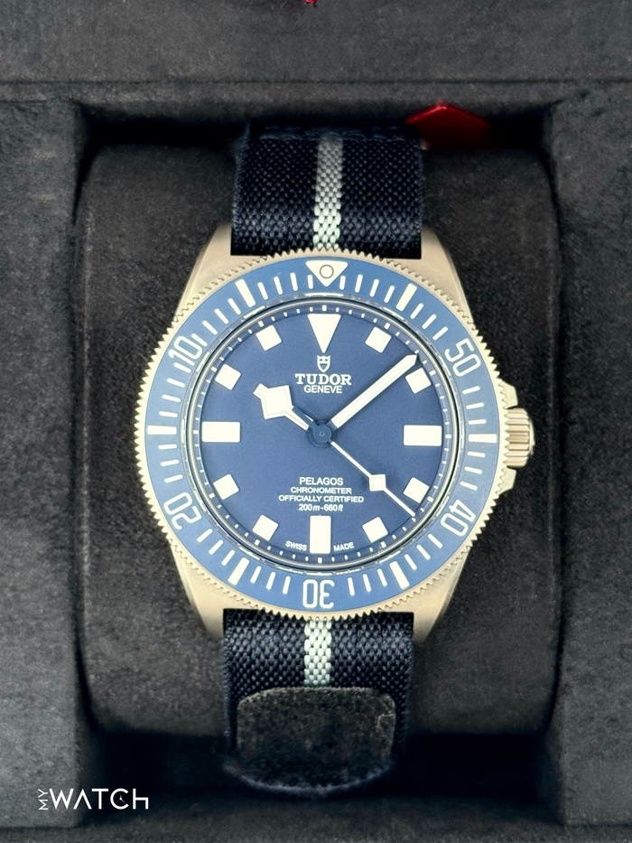 Tudor Pelagos FXD 42mm 25707B/22 Titanium Blue Dial – front view