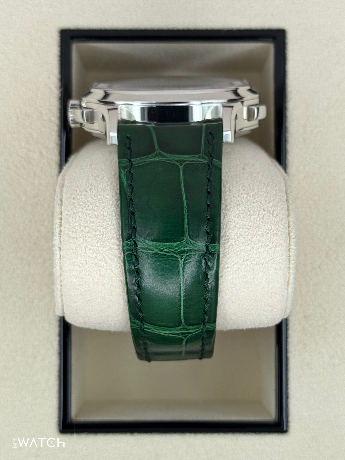 Patek Philippe 5930P World Time Flyback Chronograph Platinum Green Dial – bracelet and clasp