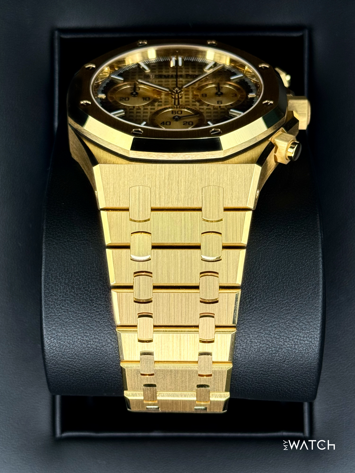 Audemars Piguet Royal Oak Chronograph 41mm 26240BA Gold Dial – side view