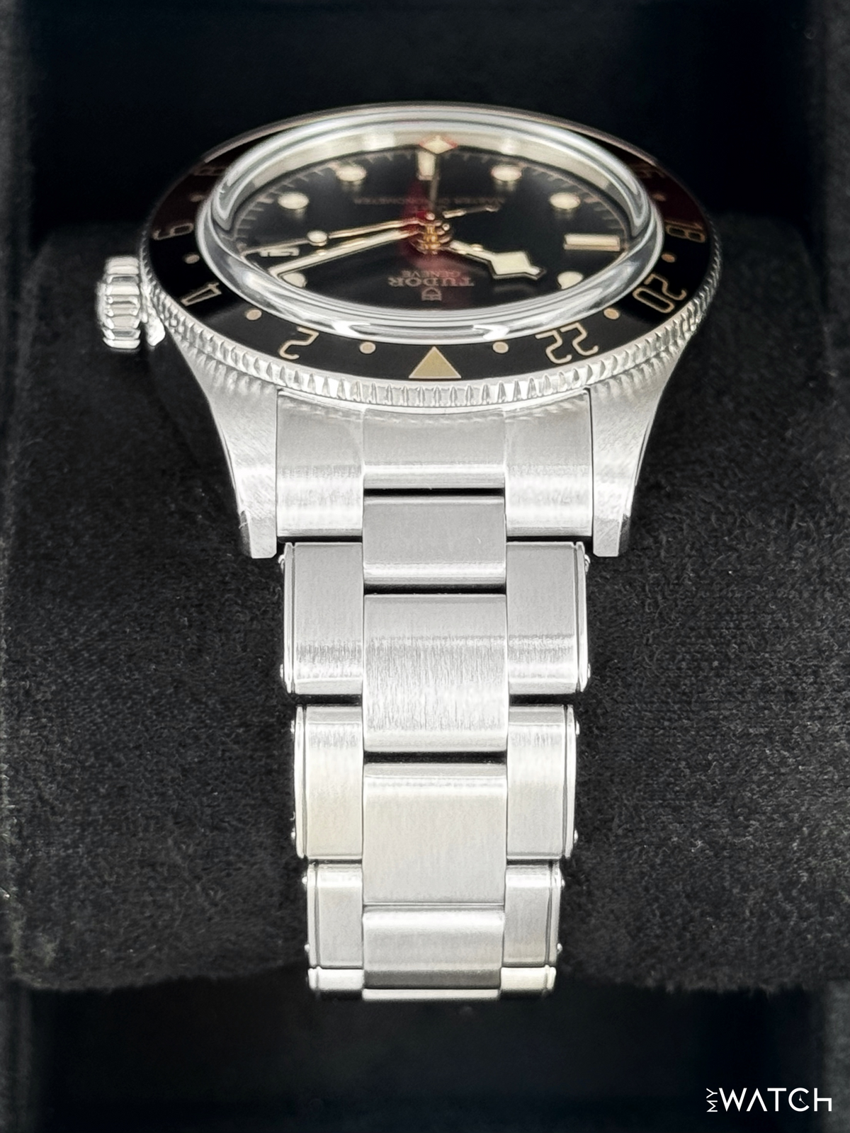 Tudor Black Bay 58 GMT 39mm 7939G1A0NRU Stainless Steel Black Dial – bracelet and clasp