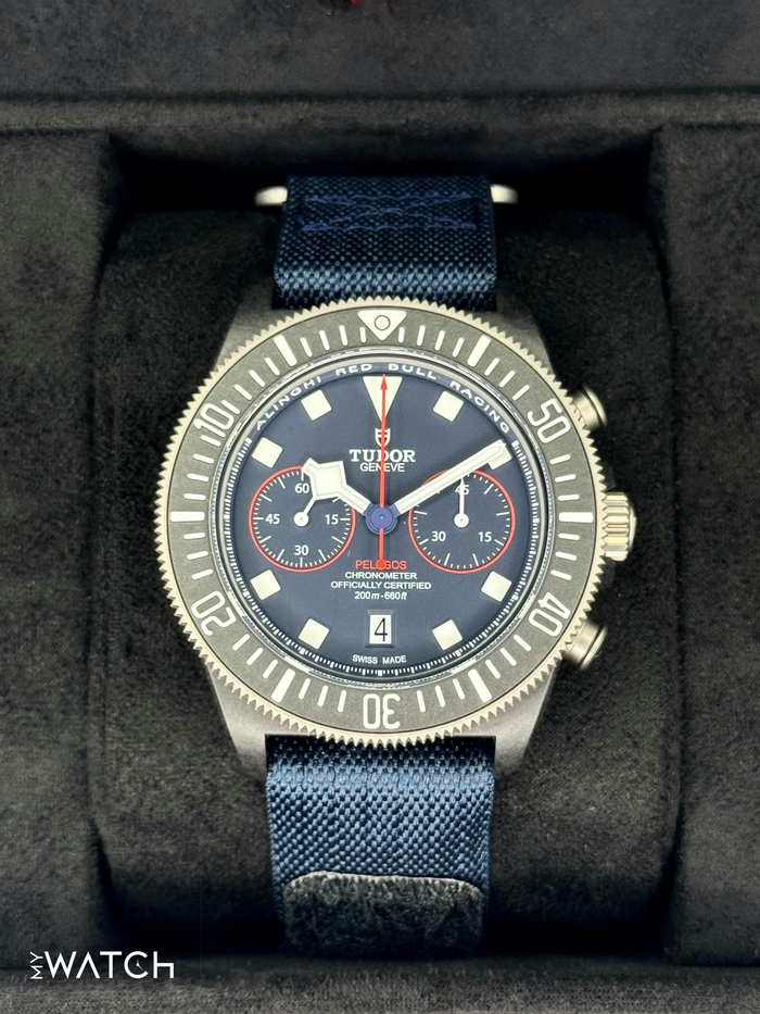 Tudor Pelagos FXD Chrono 43mm 25807KN Titanium Blue Dial – front view