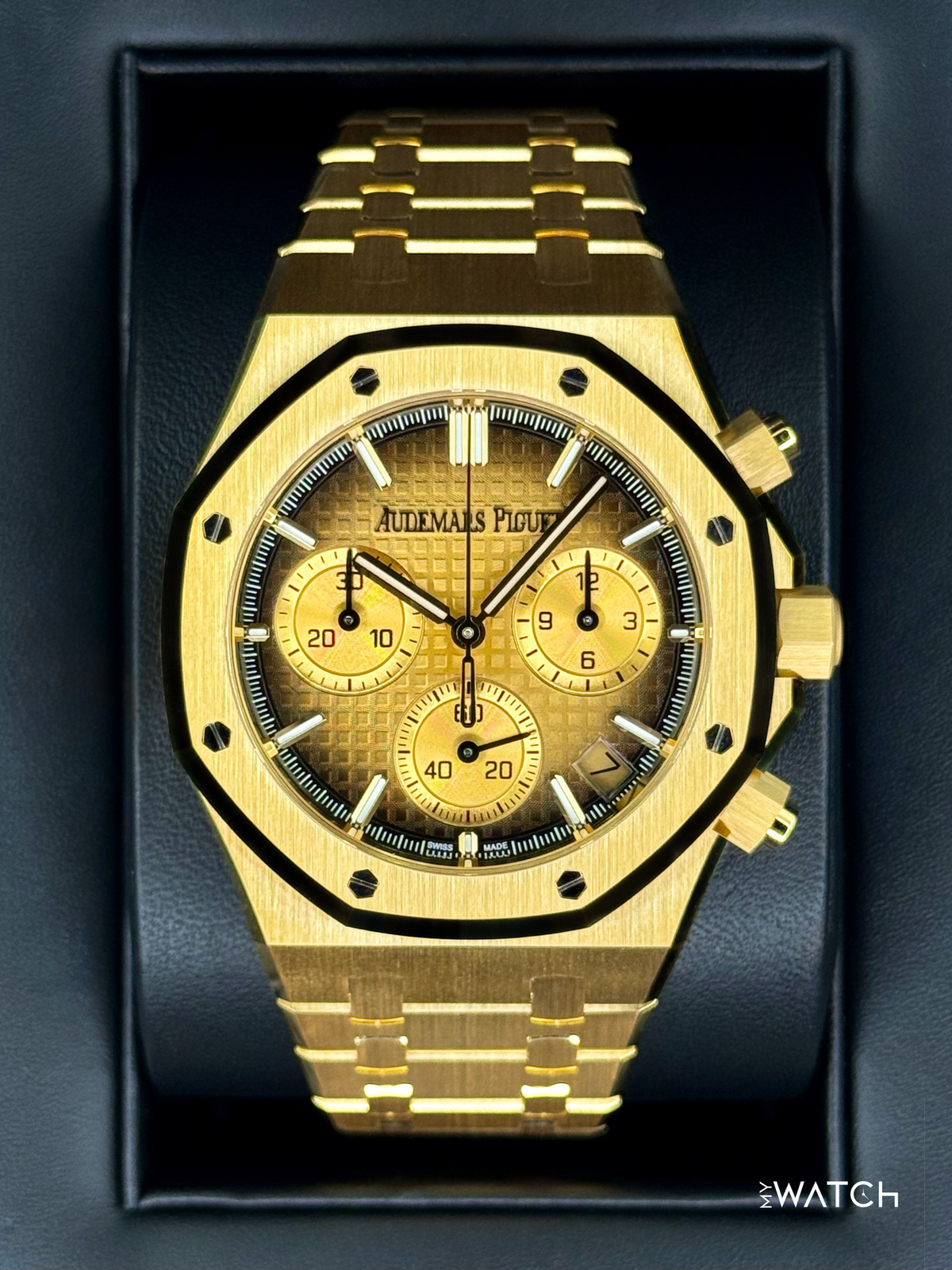 Audemars Piguet Royal Oak Chronograph 41mm 26240BA Gold Dial – front view