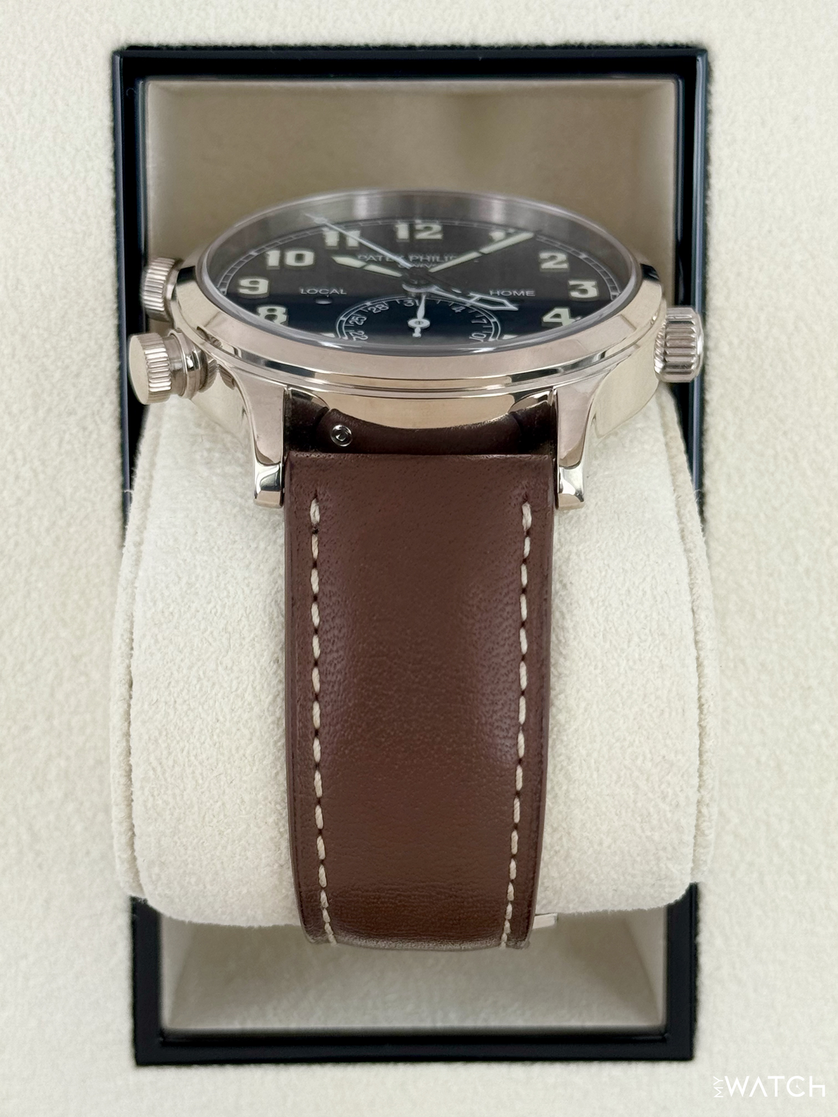 Patek Philippe Pilot Travel Time 42mm 5524G White Gold Black Dial – bracelet and clasp