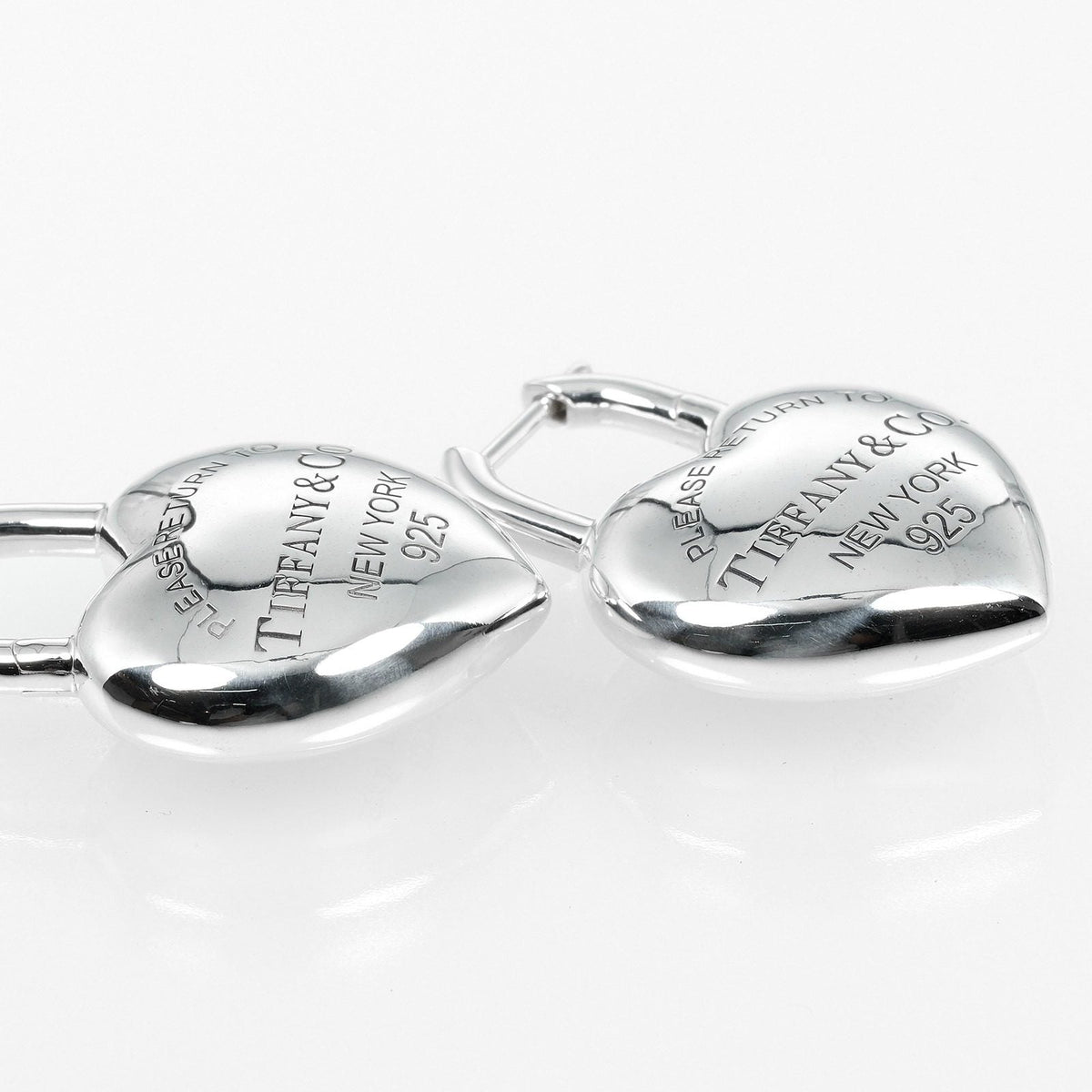 Tiffany & Co. Return to Tiffany Full Heart Sterling Silver Earrings – alternate view