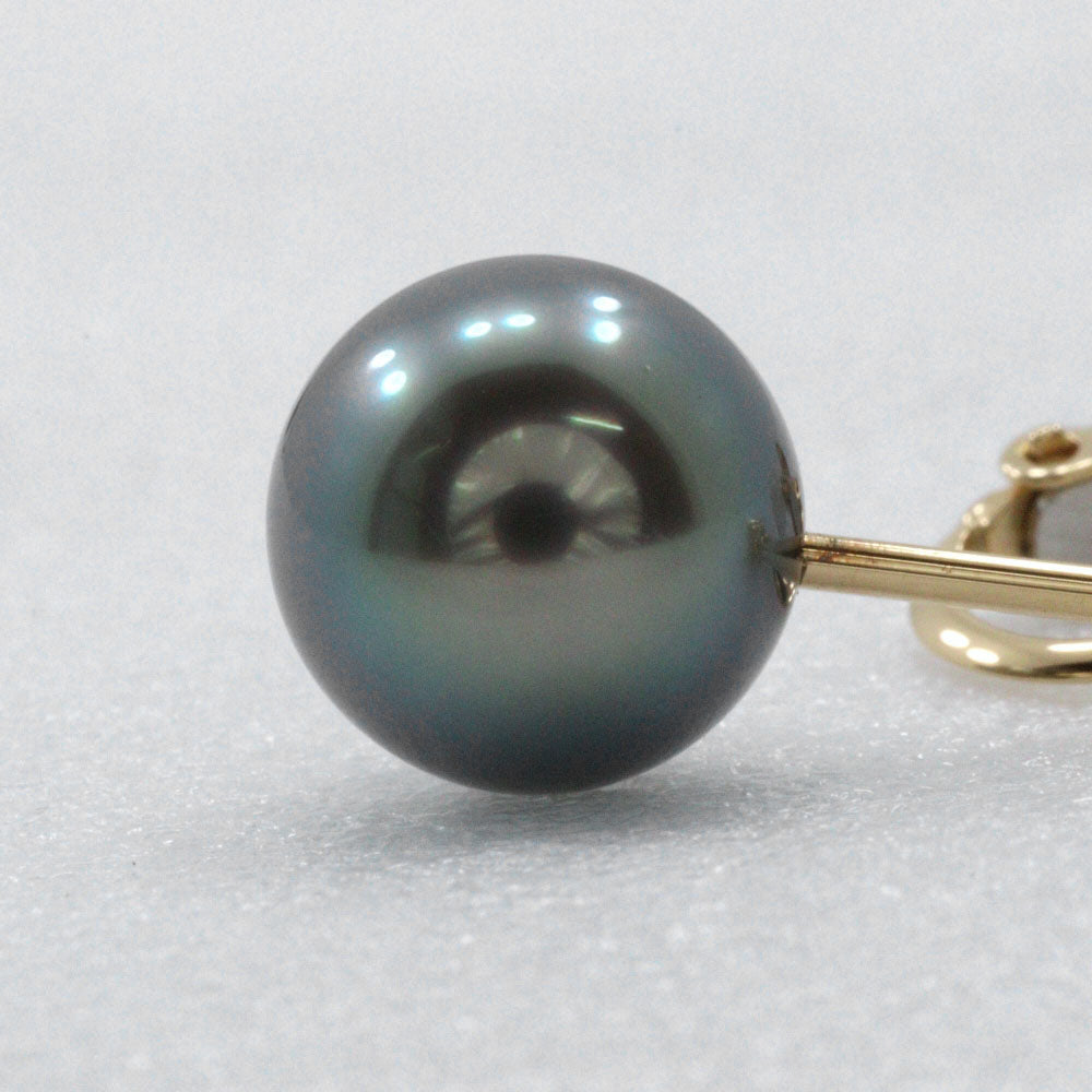 Tasaki 18K Yellow Gold Diamond Pearl Earrings – close-up