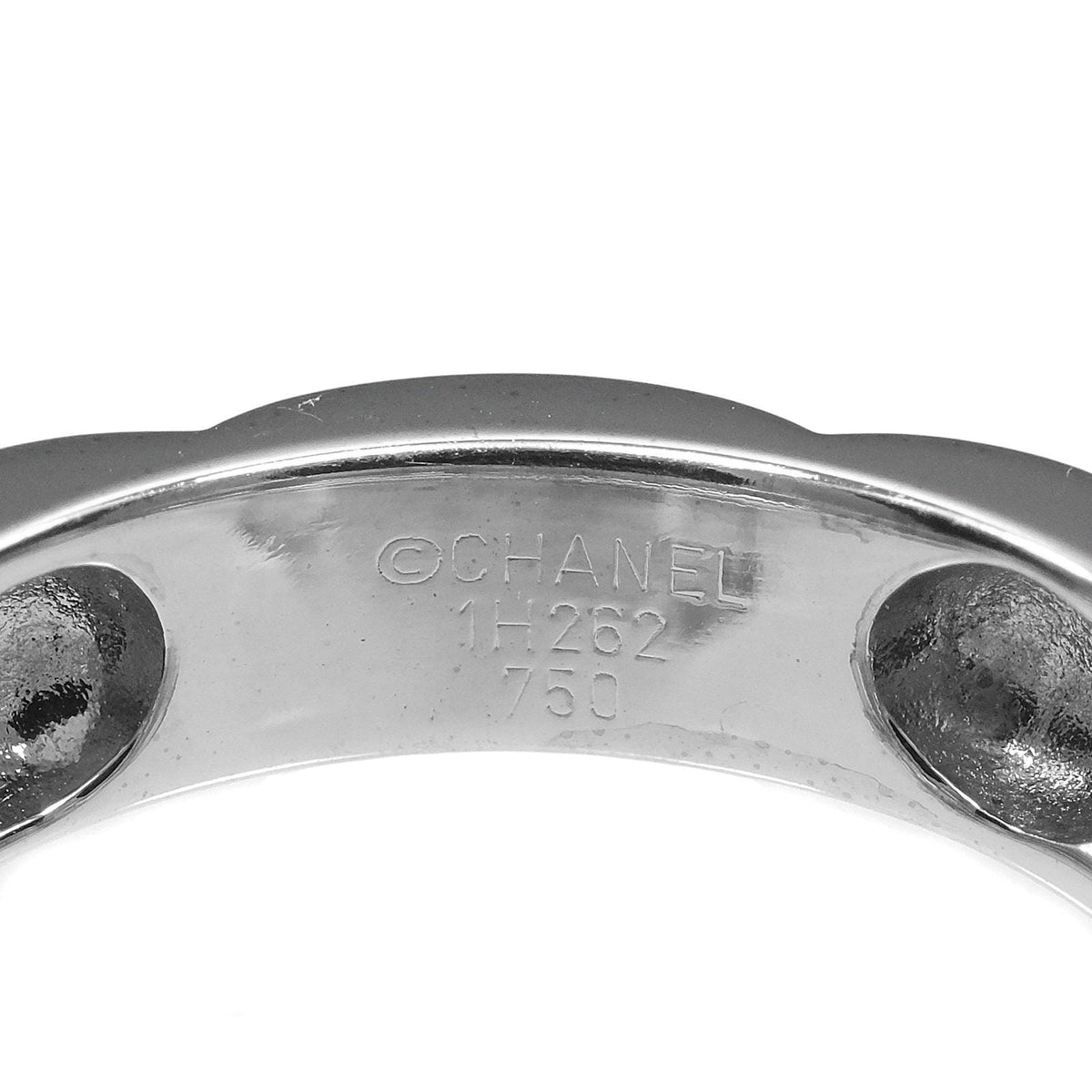 Chanel Profil De Camelia 18K White Gold Ring – inside band
