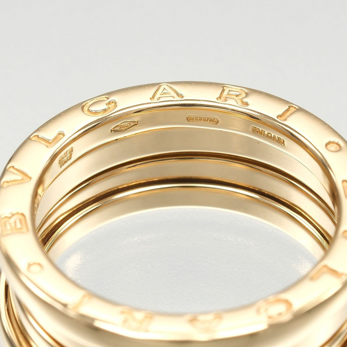 Bulgari B.ZERO1 18K Yellow Gold Ring – packaging