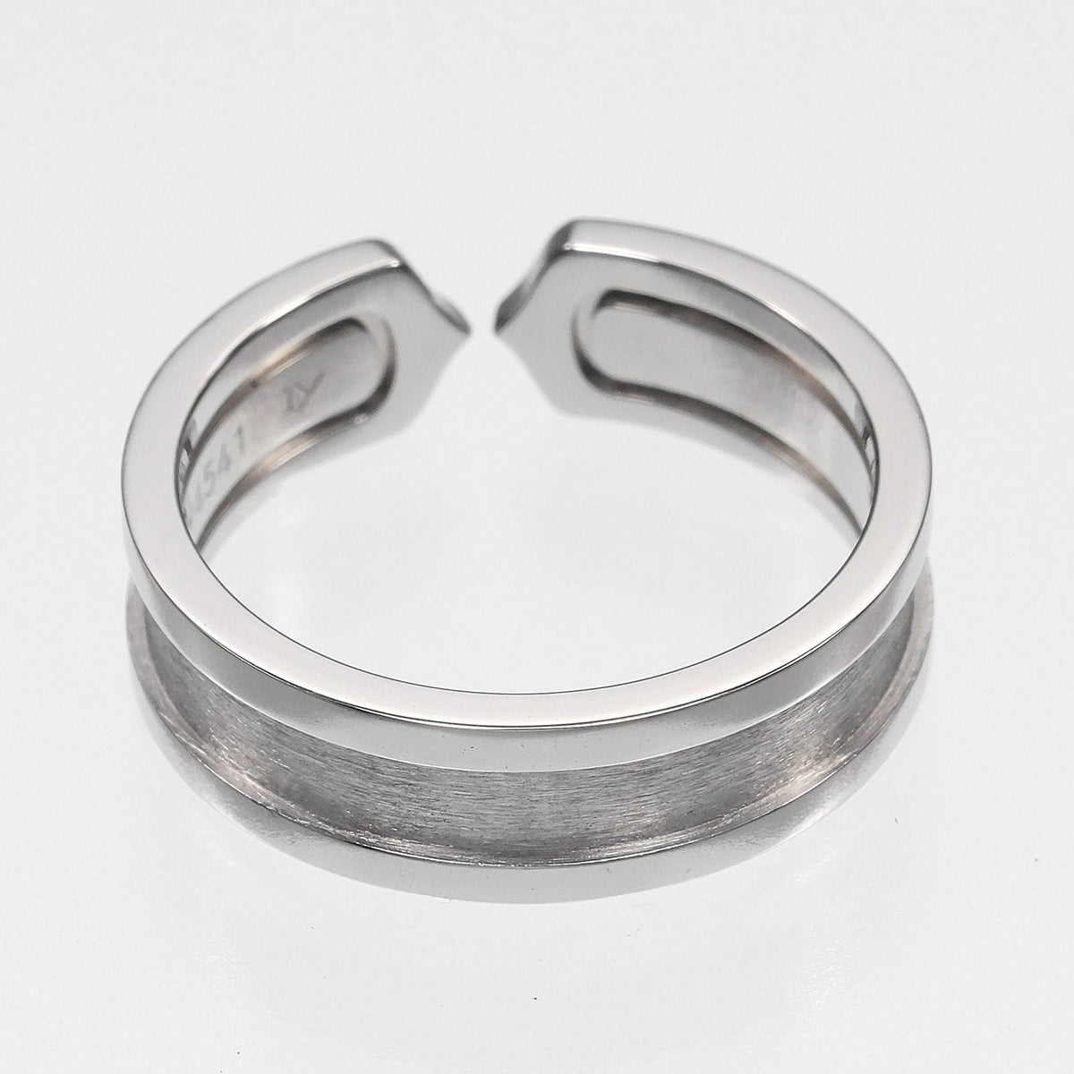 Cartier 2C 18K White Gold Ring – close-up