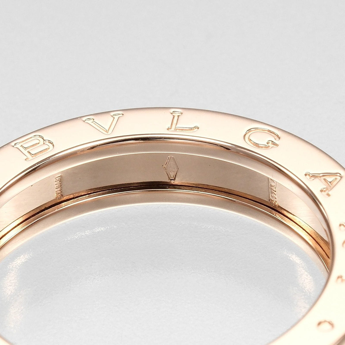 Bulgari B.ZERO1 XS 18K Rose Gold Ring – inside band