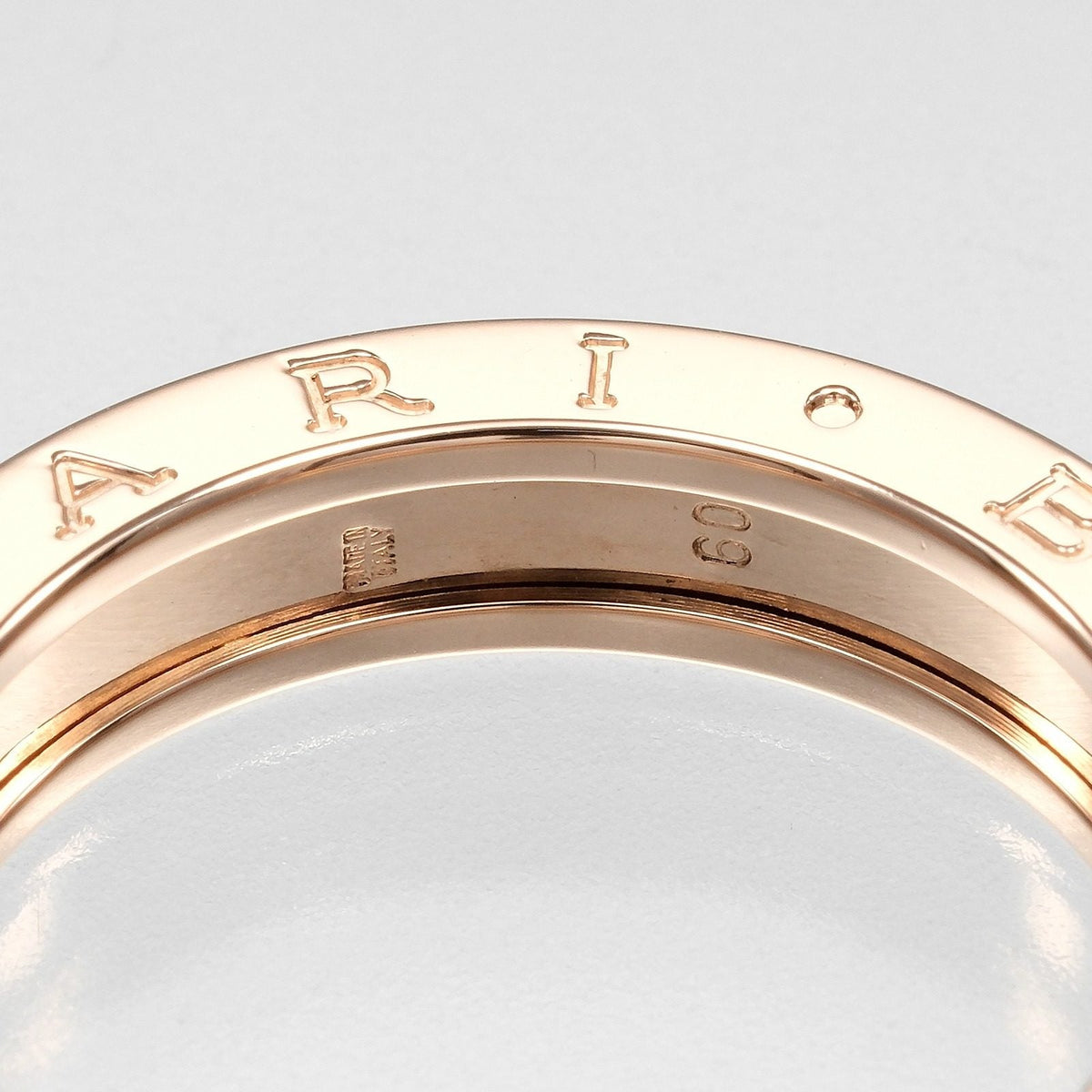 Bulgari B.ZERO1 XS 18K Rose Gold Ring – packaging