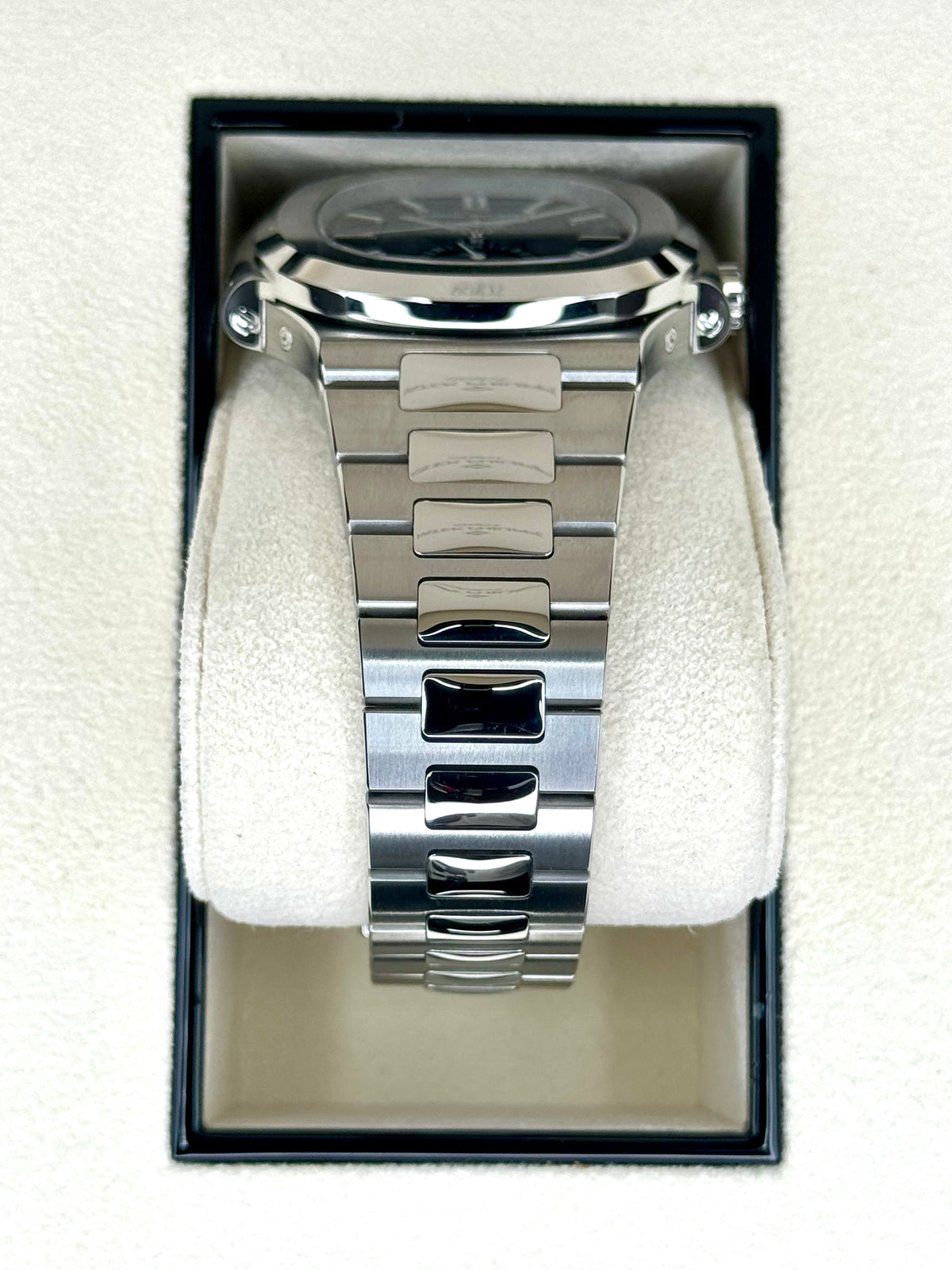 Patek Philippe 40.5mm 5726/1A-014 Nautilus Moonphase Blue Dial – side view