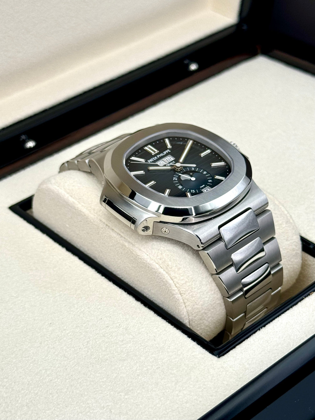 Patek Philippe 40.5mm 5726/1A-014 Nautilus Moonphase Blue Dial – on the wrist