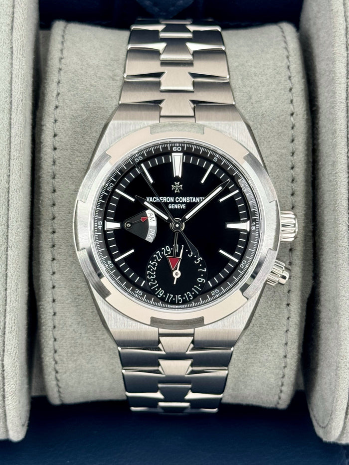 Vacheron Constantin Overseas Dual Time 41mm 7920V Black Dial – front view