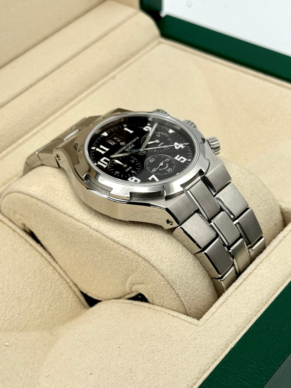 Vacheron Constantin Overseas Chrono 40mm 49140/423A-8886 Black Dial – on the wrist