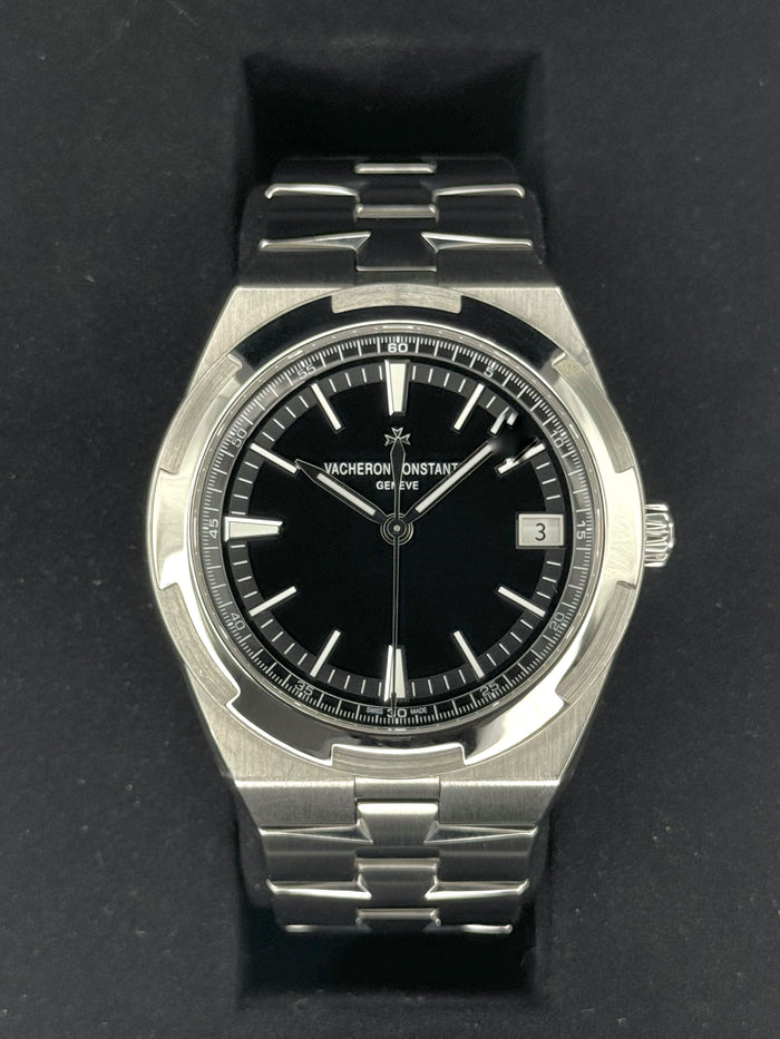 Vacheron Constantin Overseas 41mm 4500V Stainless Steel Black Dial – front view