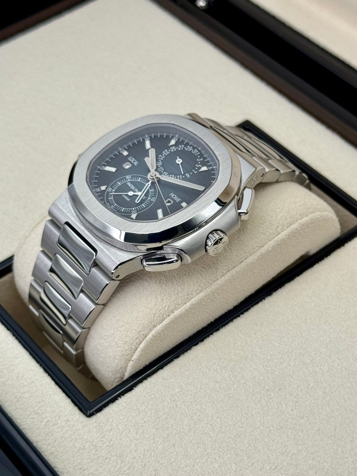 Patek Philippe Nautilus Travel Time Chronograph 40.5mm 5990/1A-011 Blue-Noir Dial – box and papers