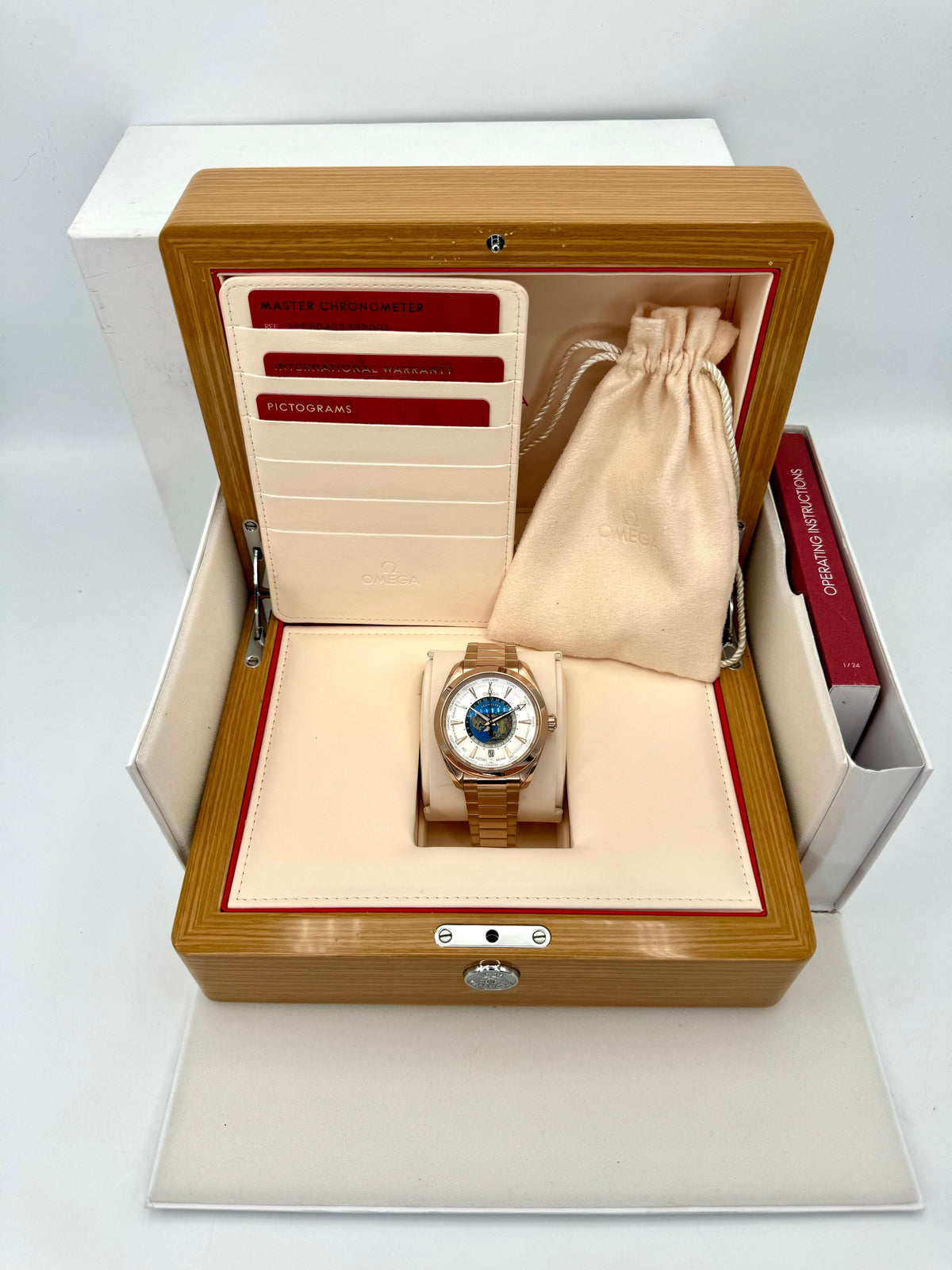 Omega Seamaster Aqua Terra Sedna Gold 220.50.43.22.02.001 – image 13