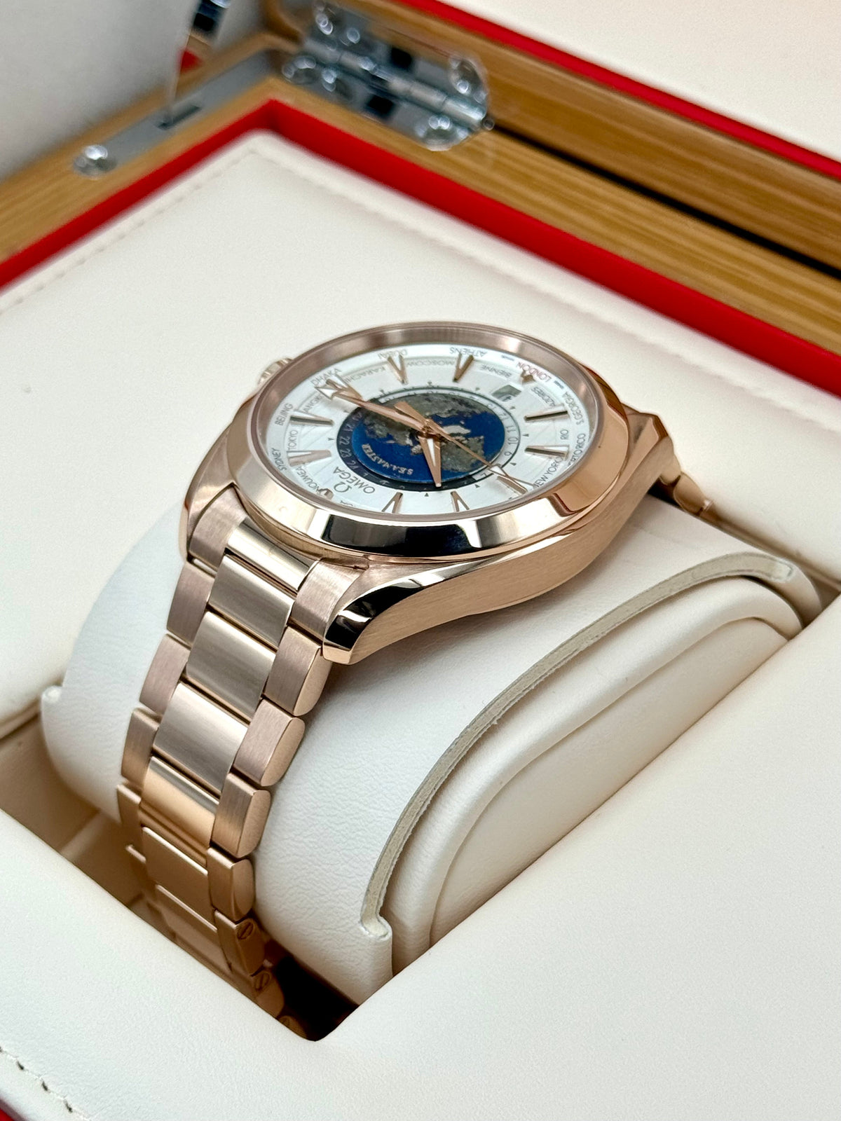 Omega Seamaster Aqua Terra Sedna Gold 220.50.43.22.02.001 – box and papers