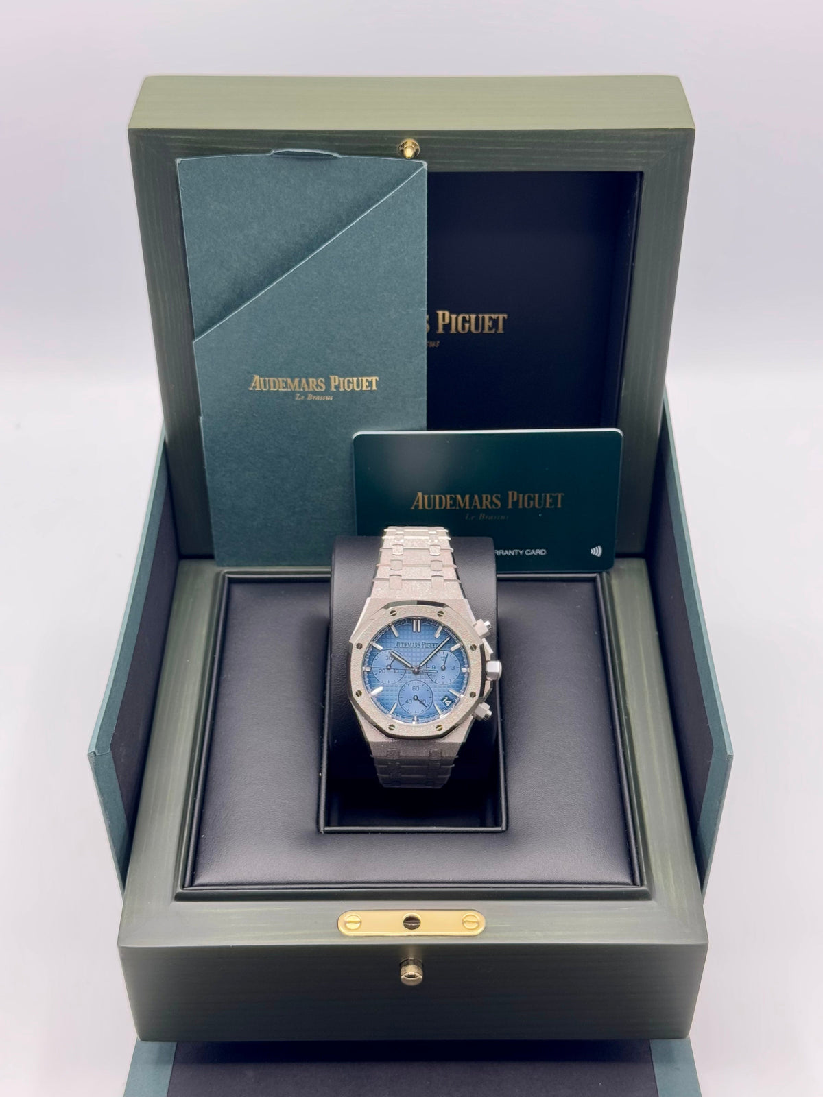 Audemars Piguet 26240BC Frosted White Gold Blue Dial – on the wrist