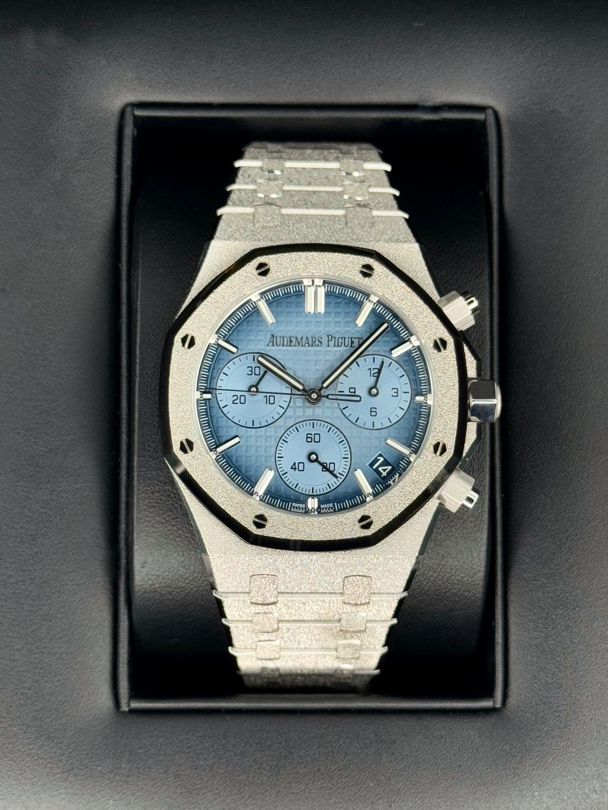 Audemars Piguet 26240BC Frosted White Gold Blue Dial – front view