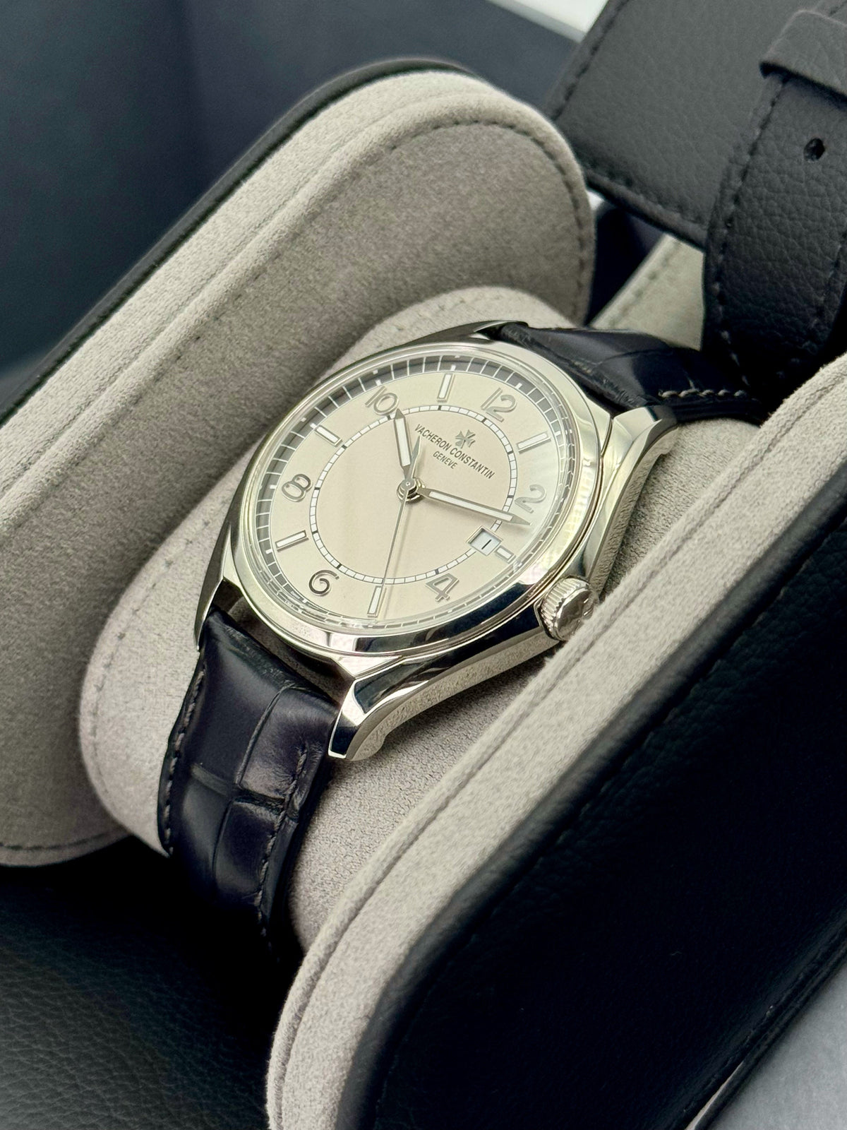 Vacheron Constantin Fiftysix 40mm 4600E Stainless Steel Grey Dial – case back
