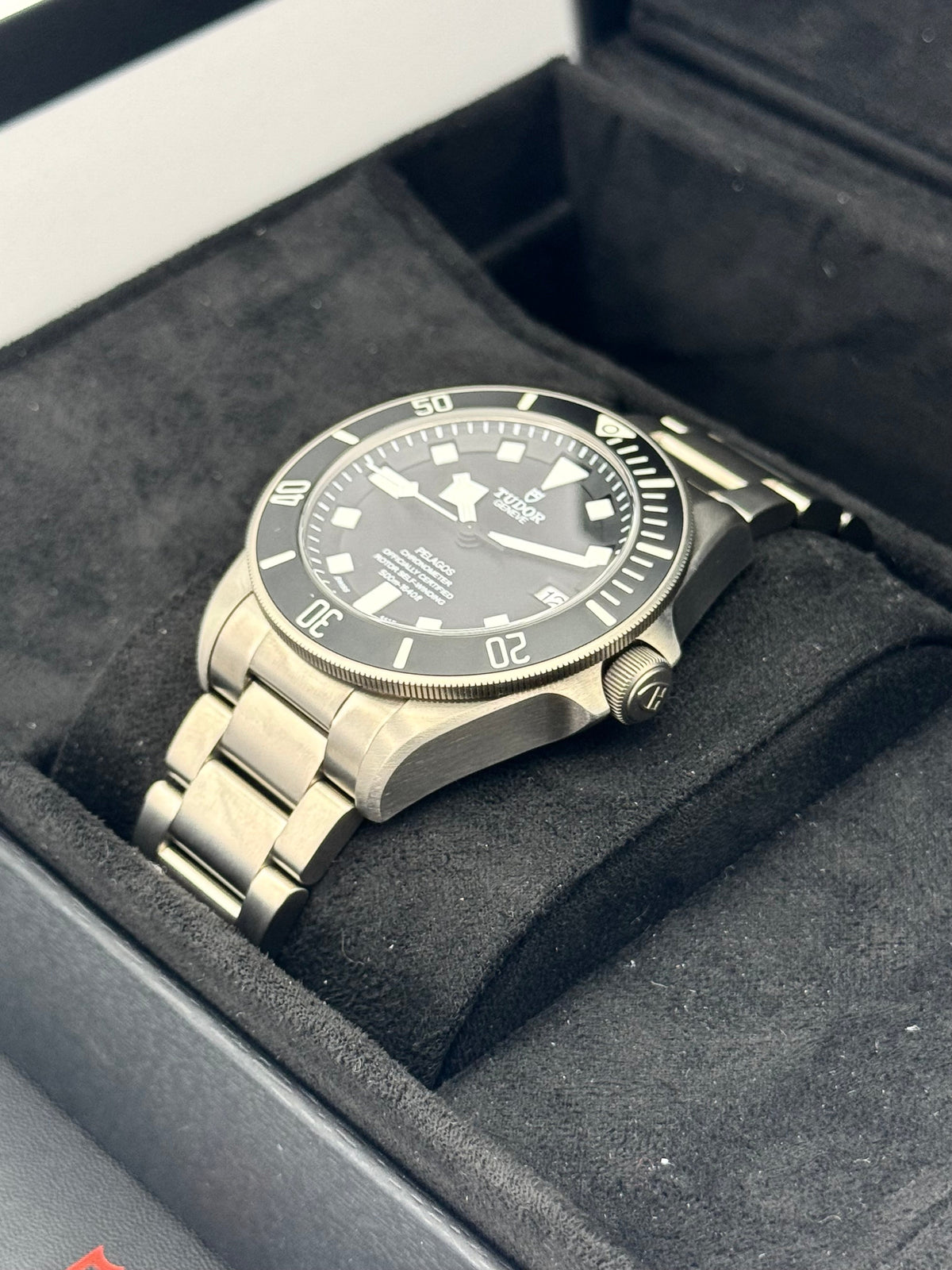 Tudor Pelagos 42mm 25600TN Titanium Black Dial – case back