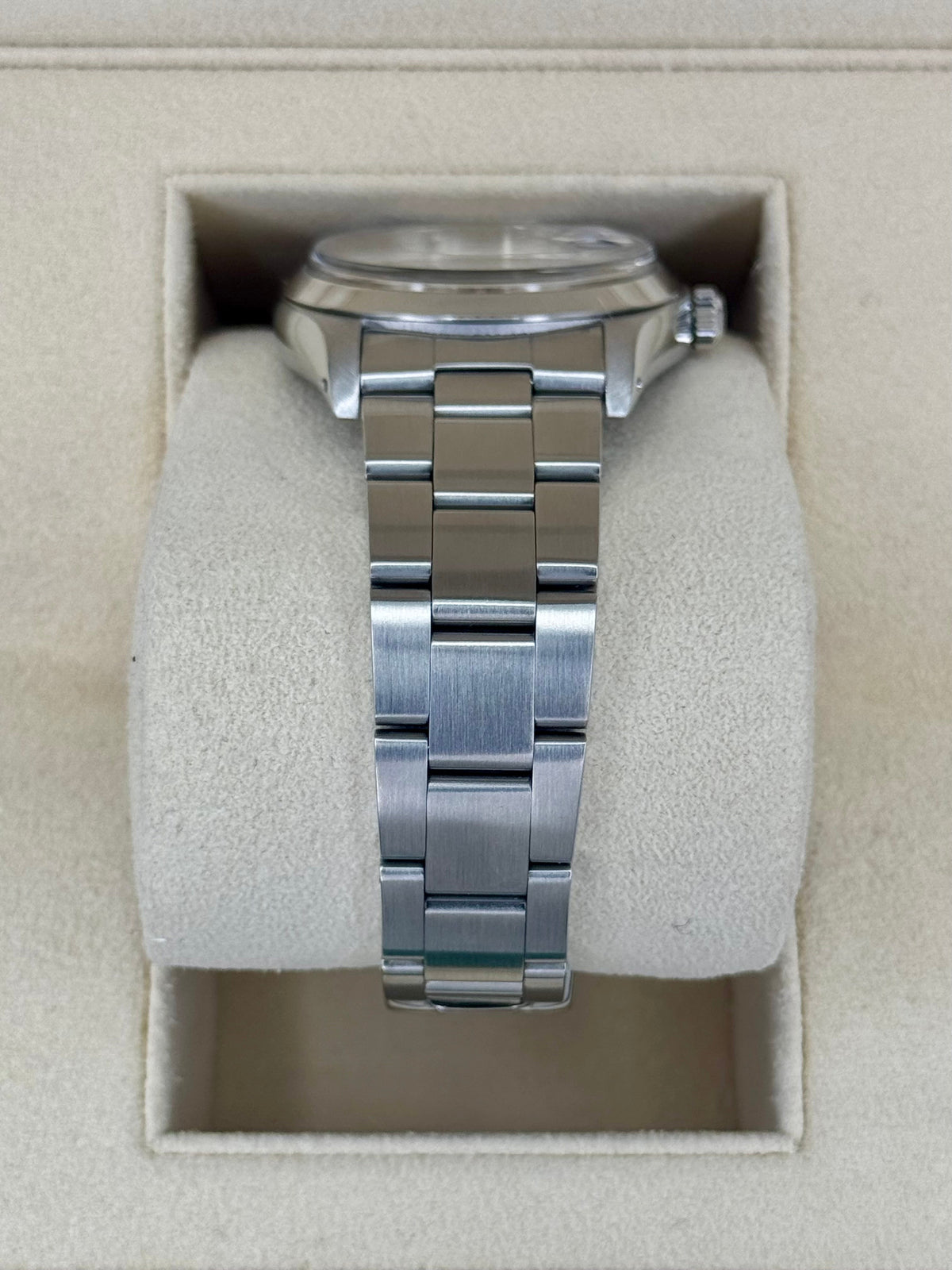 Rolex Oyster Date 34mm 6694 Stainless Steel Silver Dial – side view