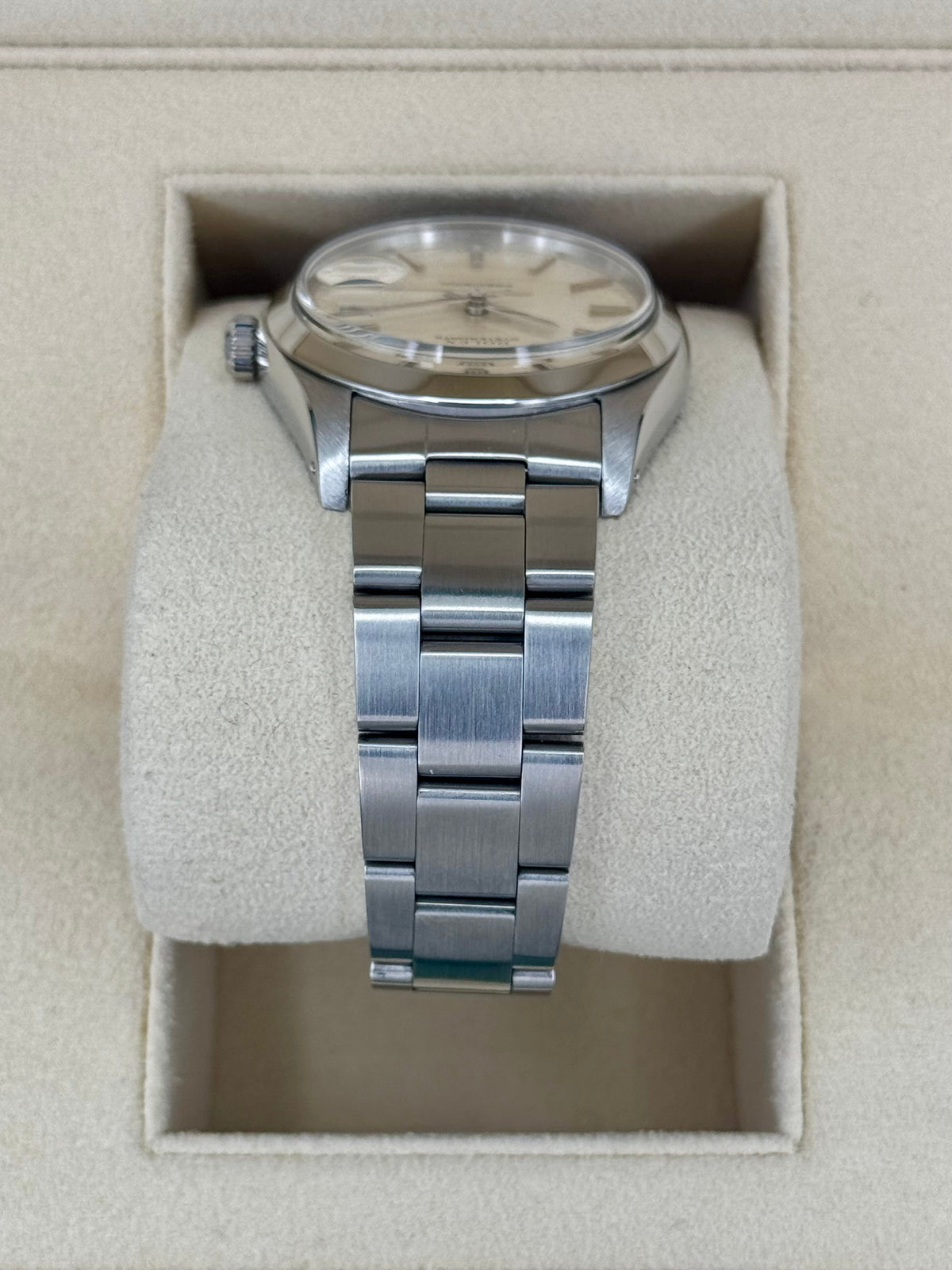 Rolex Oyster Date 34mm 6694 Stainless Steel Silver Dial – bracelet and clasp
