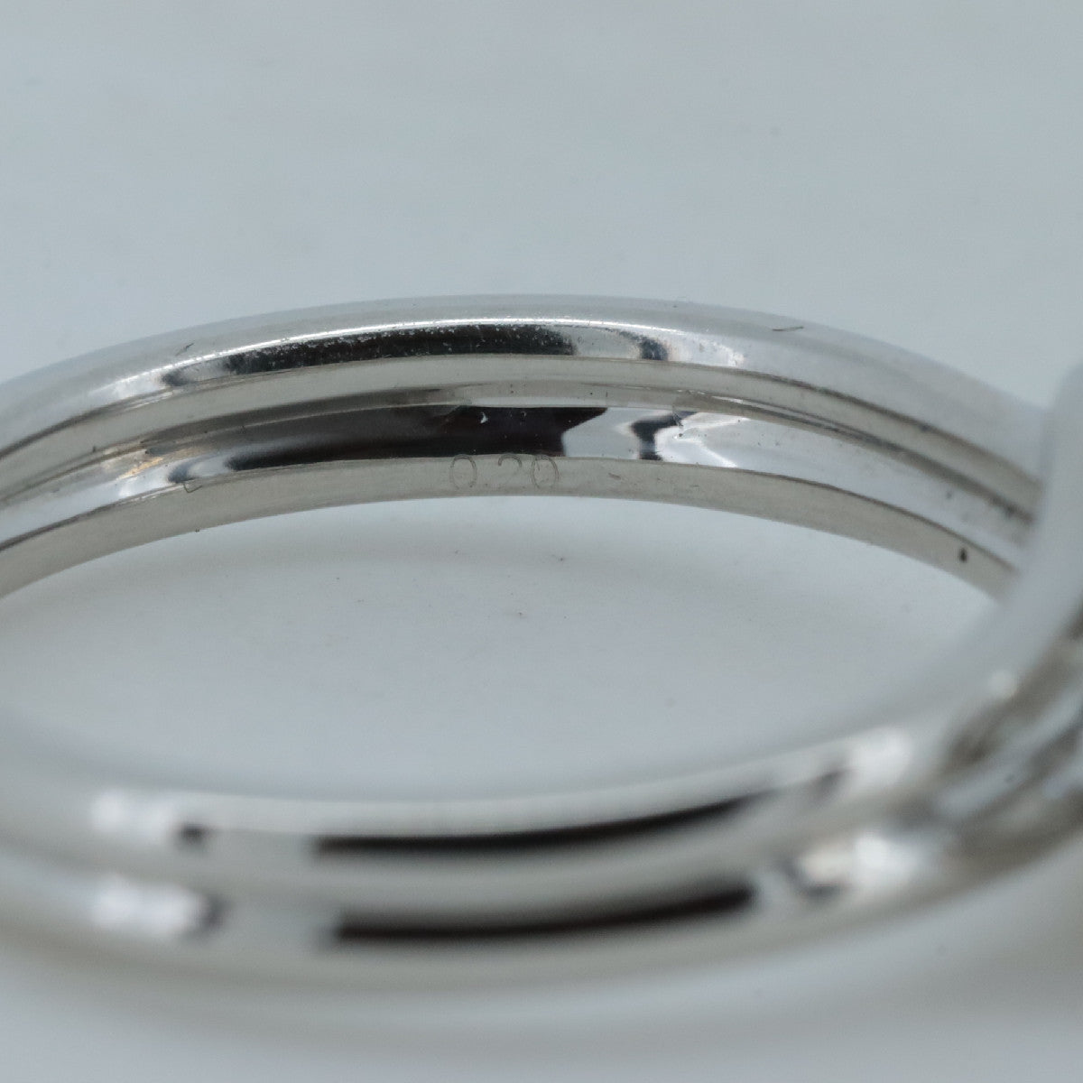 Forevermark Elcondia Platinum Diamond Ring – top view