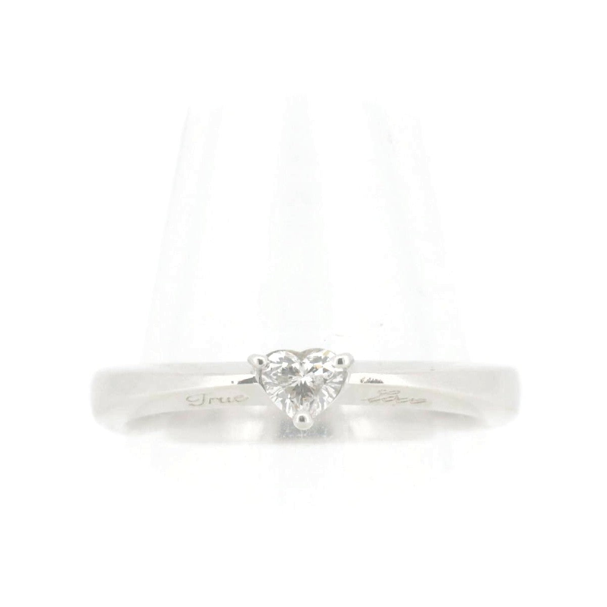 Platinum 4C Heart Diamond Ring 0.148ct – front view