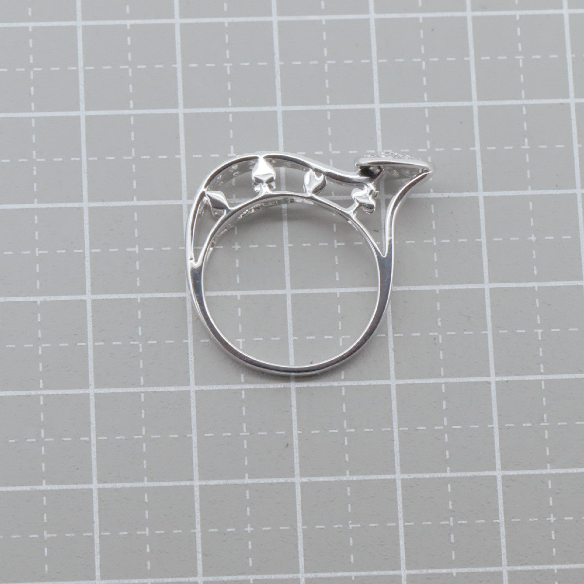 Caracci 18K White Gold Diamond Ring – alternate view