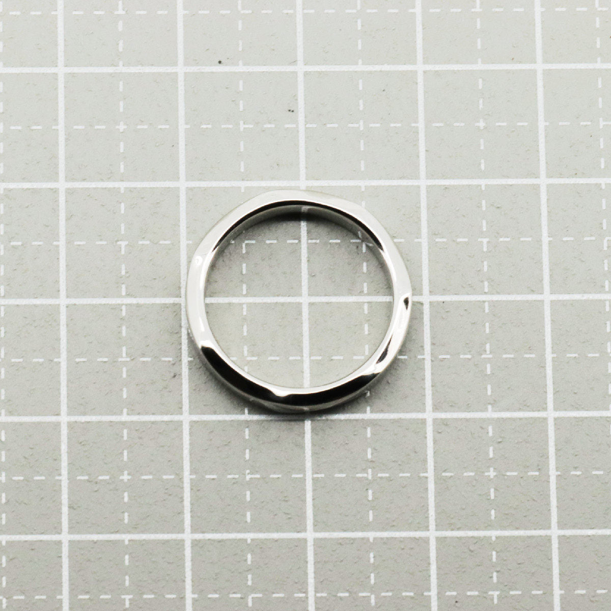 Bulgari Infinito Platinum Diamond Ring – top view