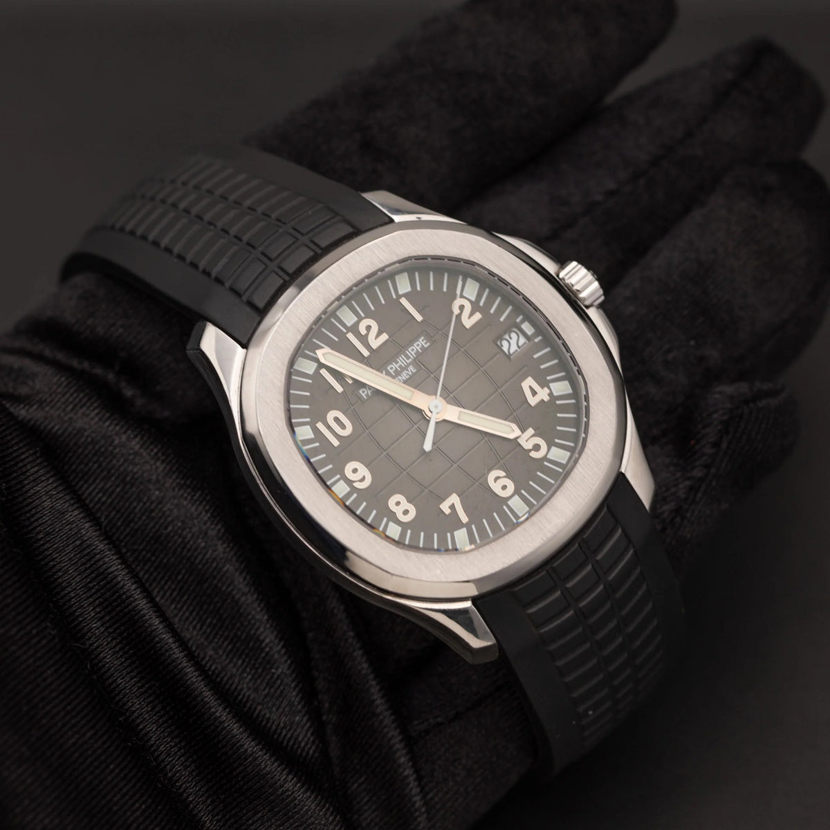 Patek Philippe Aquanaut 5167A Black Dial