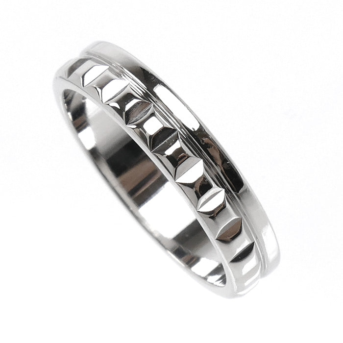 Boucheron Quatre Radiant 18K White Gold Ring – side view