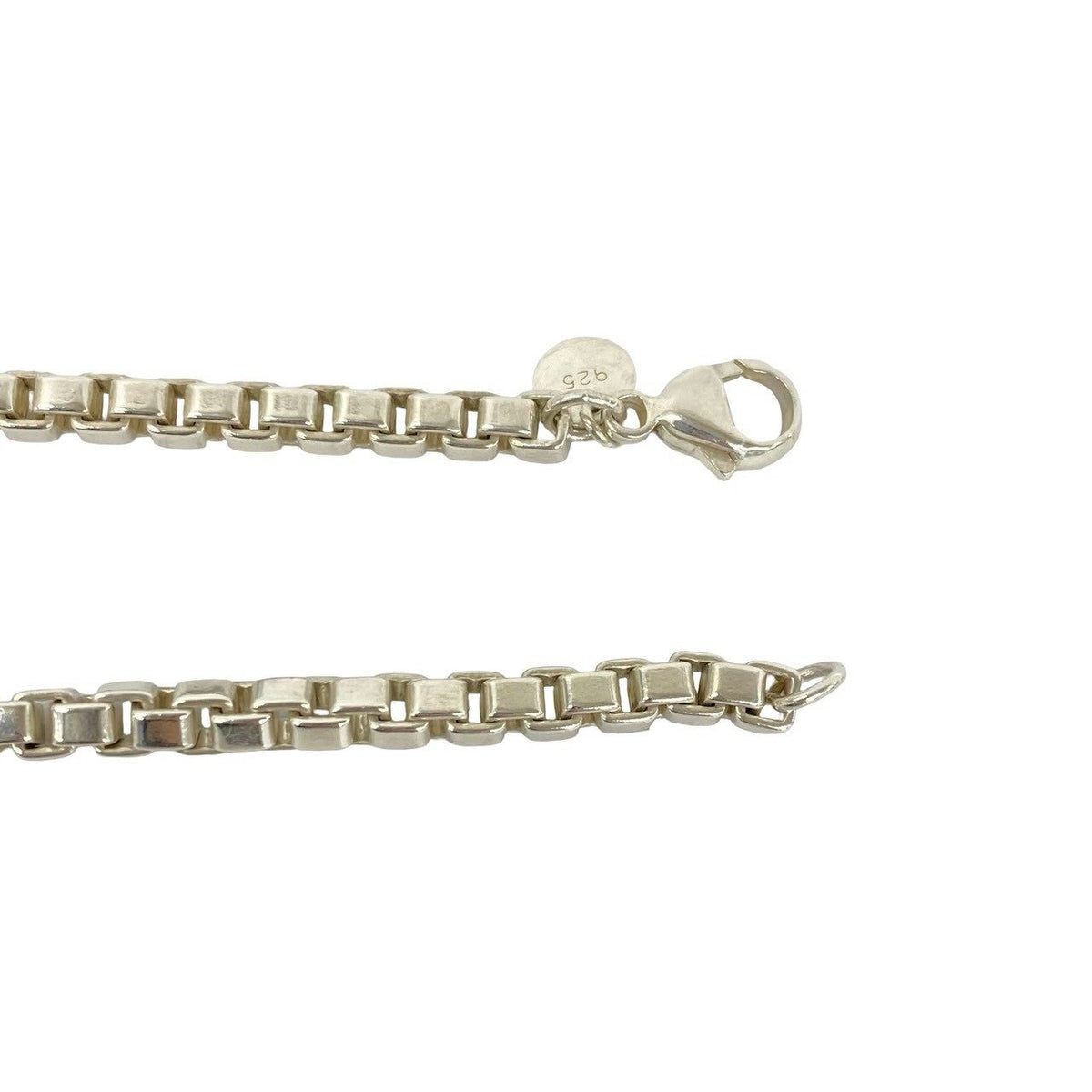 Tiffany & Co. Venetian Sterling Silver Necklace – packaging